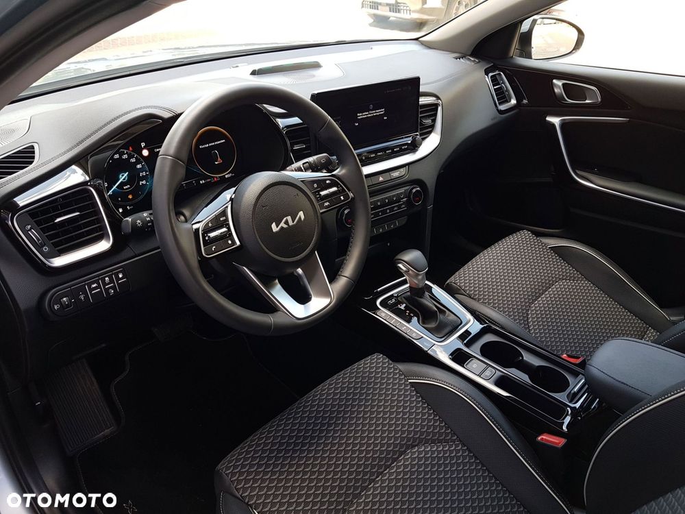 Kia XCeed 1.6 GDI PHEV Business Line DCT - 10