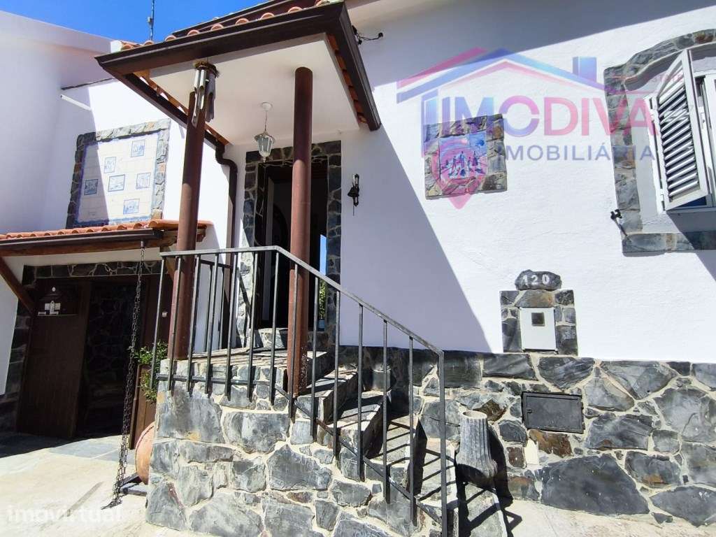 Moradia T2+1 de charme tradicional, pronta a habitar, em Vila Facaia - Grande imagem: 3/59
