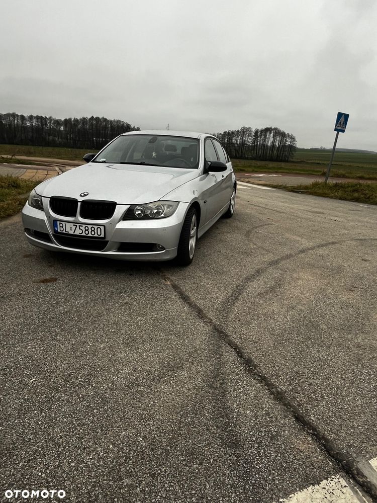 BMW Seria 3 320i - 6