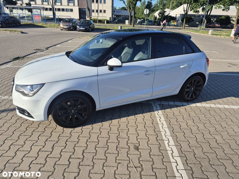 Audi A1 Sportback 1.6 TDI Ambition - 4
