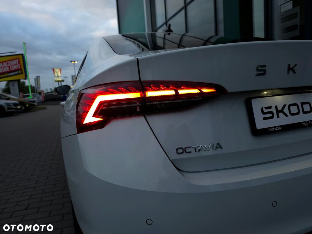 Skoda Octavia 2.0 TDI Edition 130 Selection - 7