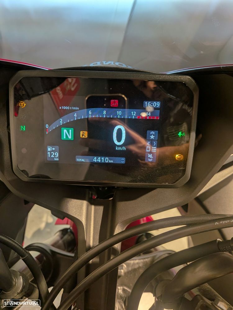 Honda CBR CBR650R - 2