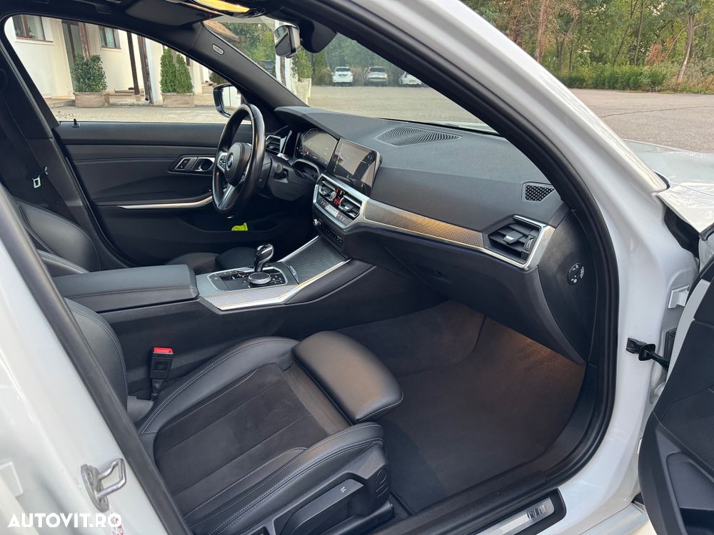 BMW Seria 3 318d Aut. M Sport - 13