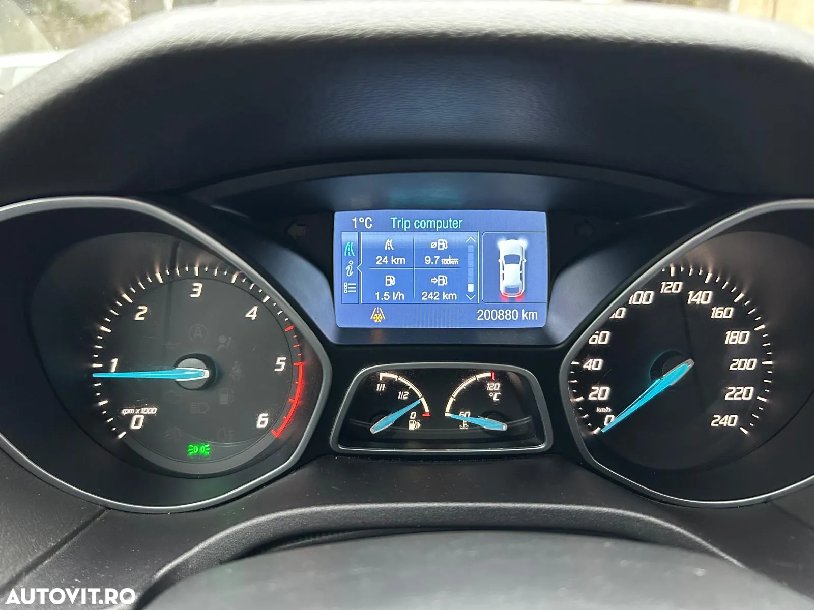 Ford Focus - 9