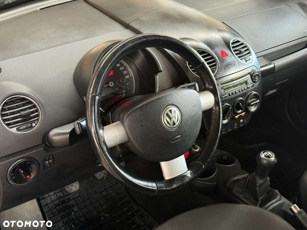 Volkswagen Beetle - 7