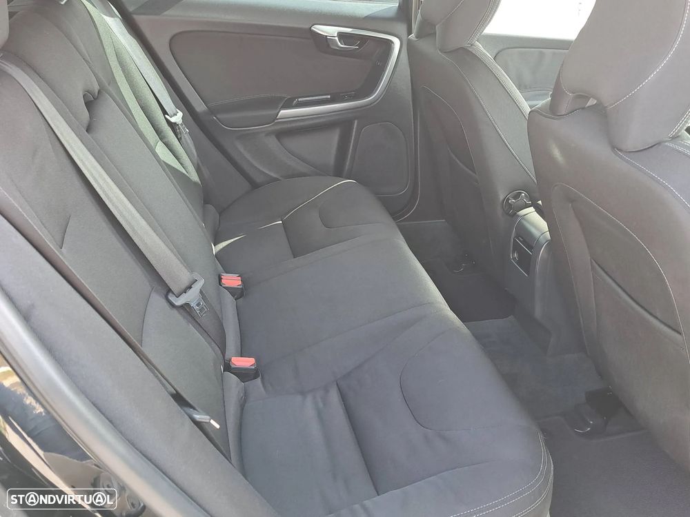Volvo V60 1.6 D2 Drive Kinetic Start/Stop - 24
