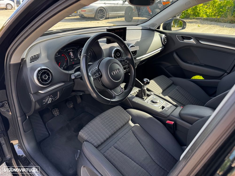 Audi A3 Sportback 1.6 TDI (clean diesel) S line Sport Pack - 5