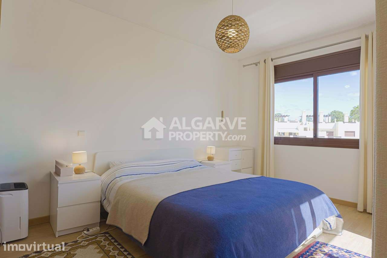 Moradia V3 junto ao campo de Golfe na Vila Sol, Algarve - Grande imagem: 4/33