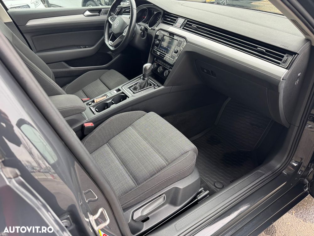 Volkswagen Passat 2.0 TDI DSG Comfortline - 5