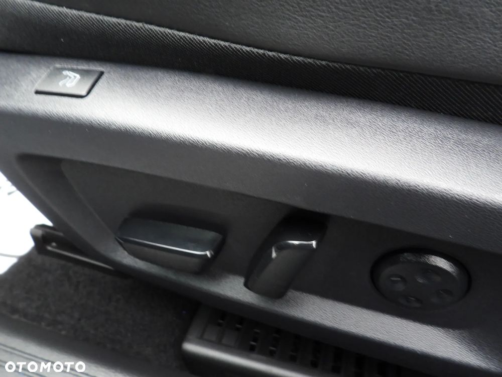 Nissan Qashqai 1.3 DIG-T MHEV Xtronic Tekna+ - 37