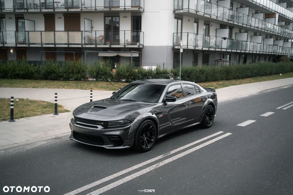Dodge Charger 6.4 Scat Pack Widebody - 34