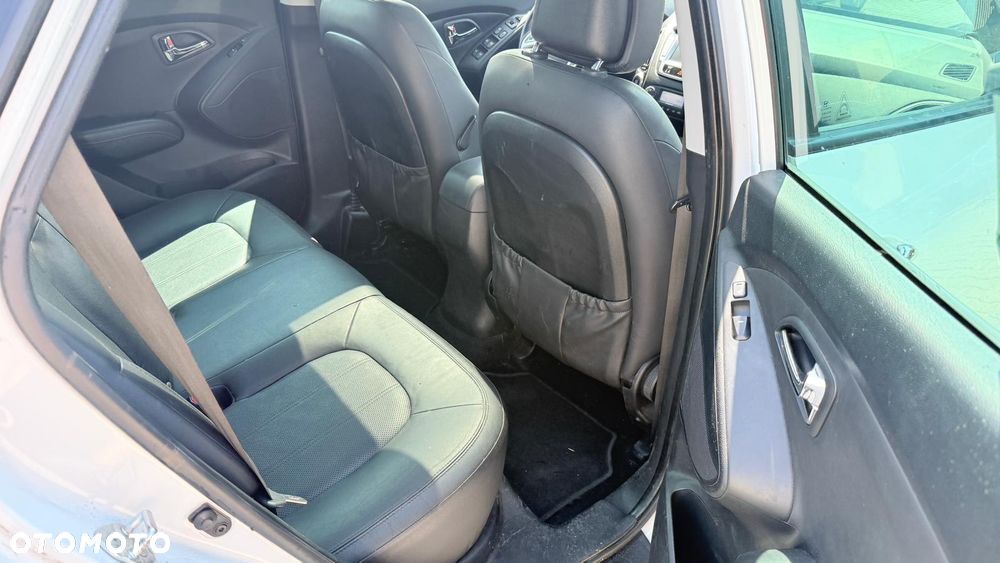 Hyundai ix35 1.7 CRDi 2WD blue Comfort - 10