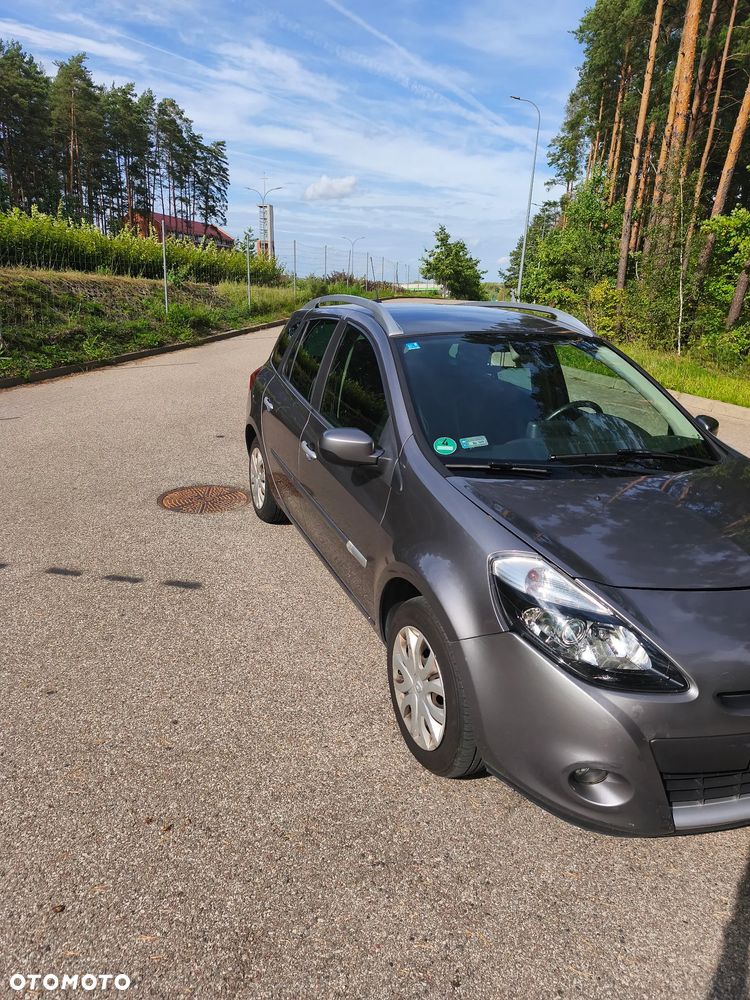 Renault Clio - 14