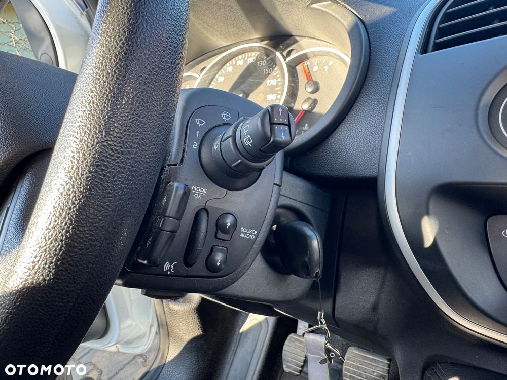 Renault Kangoo dCi 110 FAP Start & Stop Grand - 13