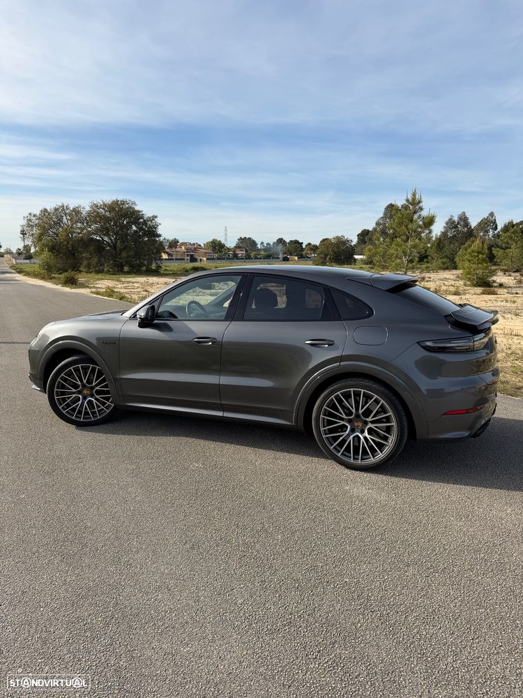 Porsche Cayenne Coupé Turbo S E-Hybrid Tiptronic S - 22