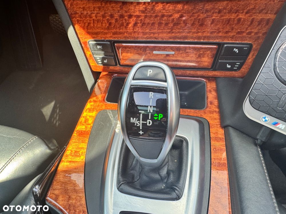 BMW Seria 5 525d Edition Exclusive - 32