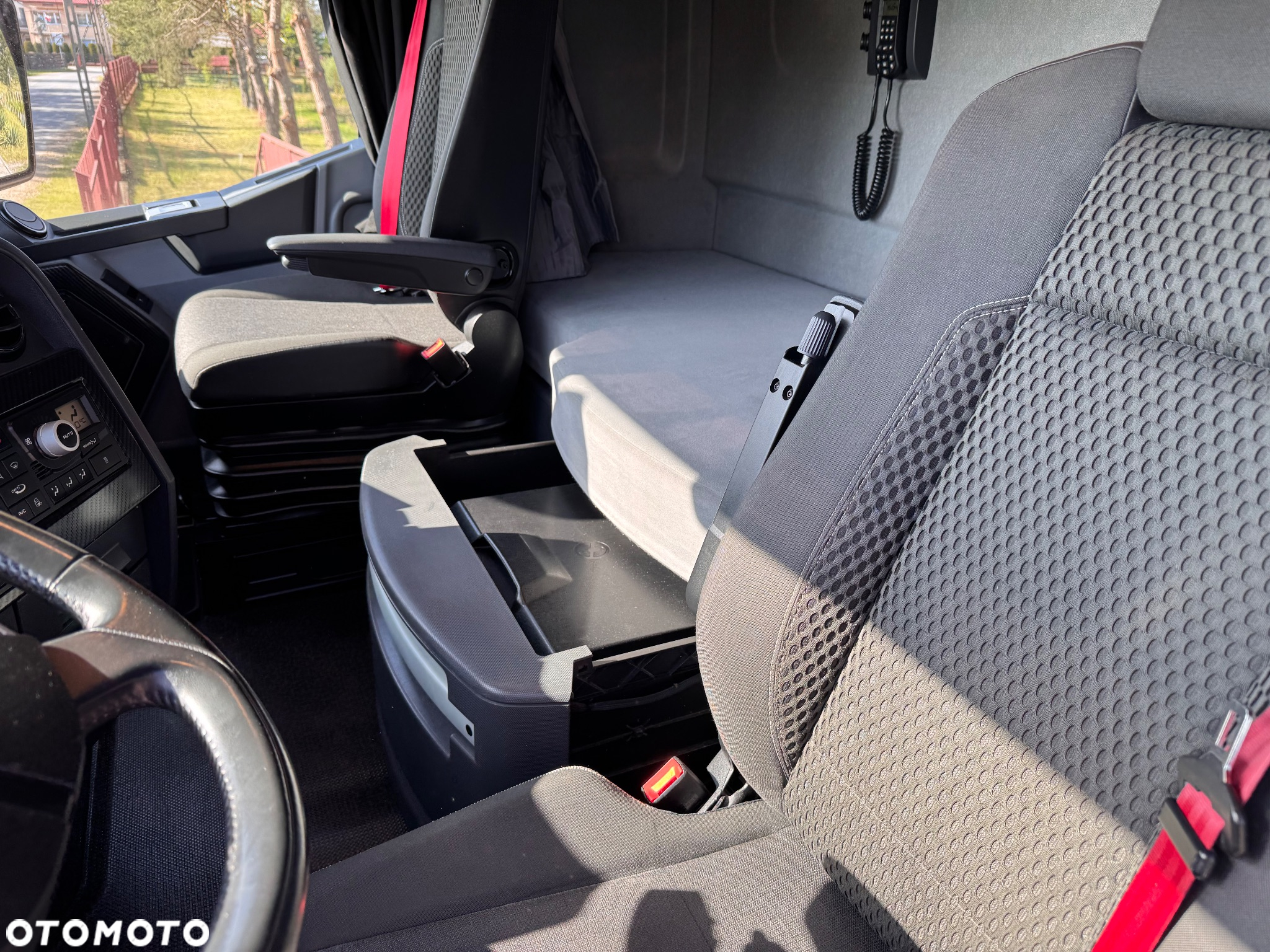 Renault T520 high cab - 14