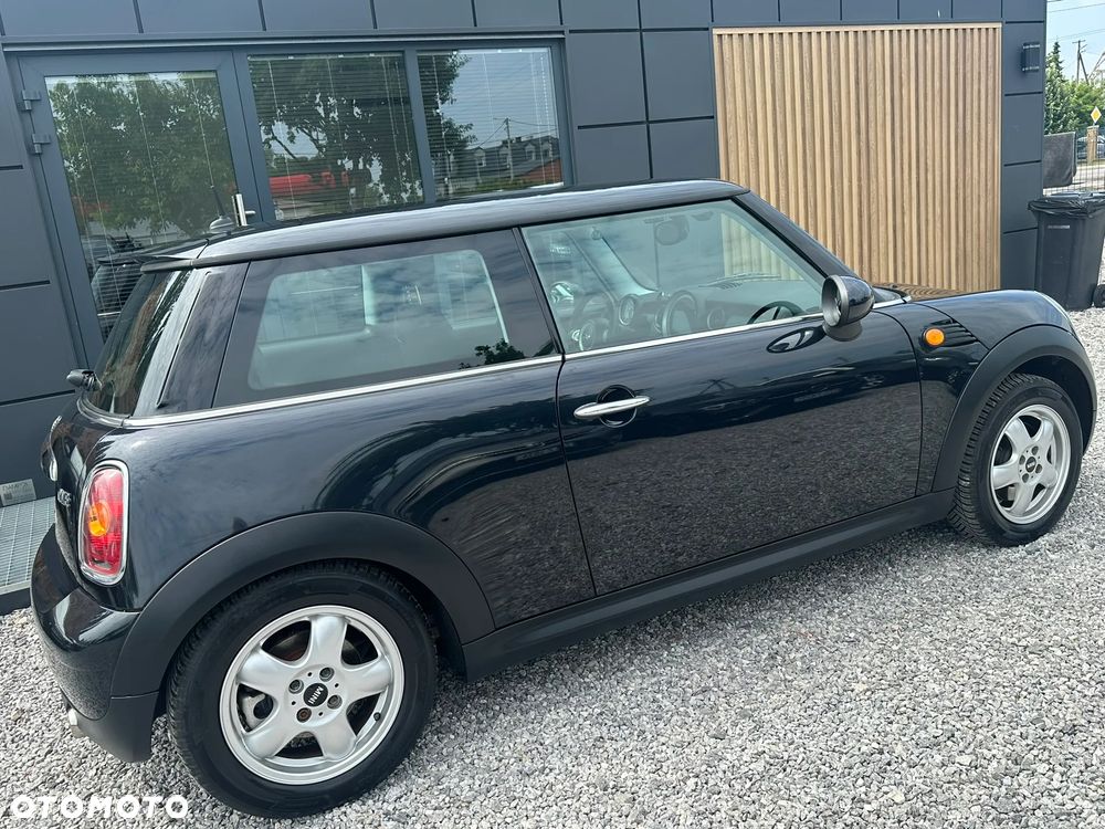 MINI ONE Standard - 28