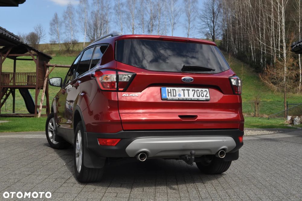 Ford Kuga 2.0 TDCi 4x4 Titanium - 4