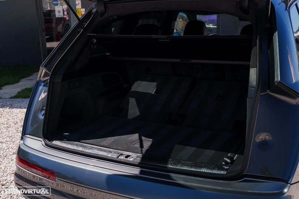 Audi SQ7 4.0 TDI V8 quattro Tiptronic 7L — fotografia 19