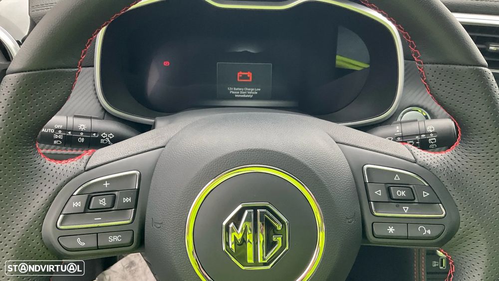 MG ZS EV 72.6 kWh Luxury - 33