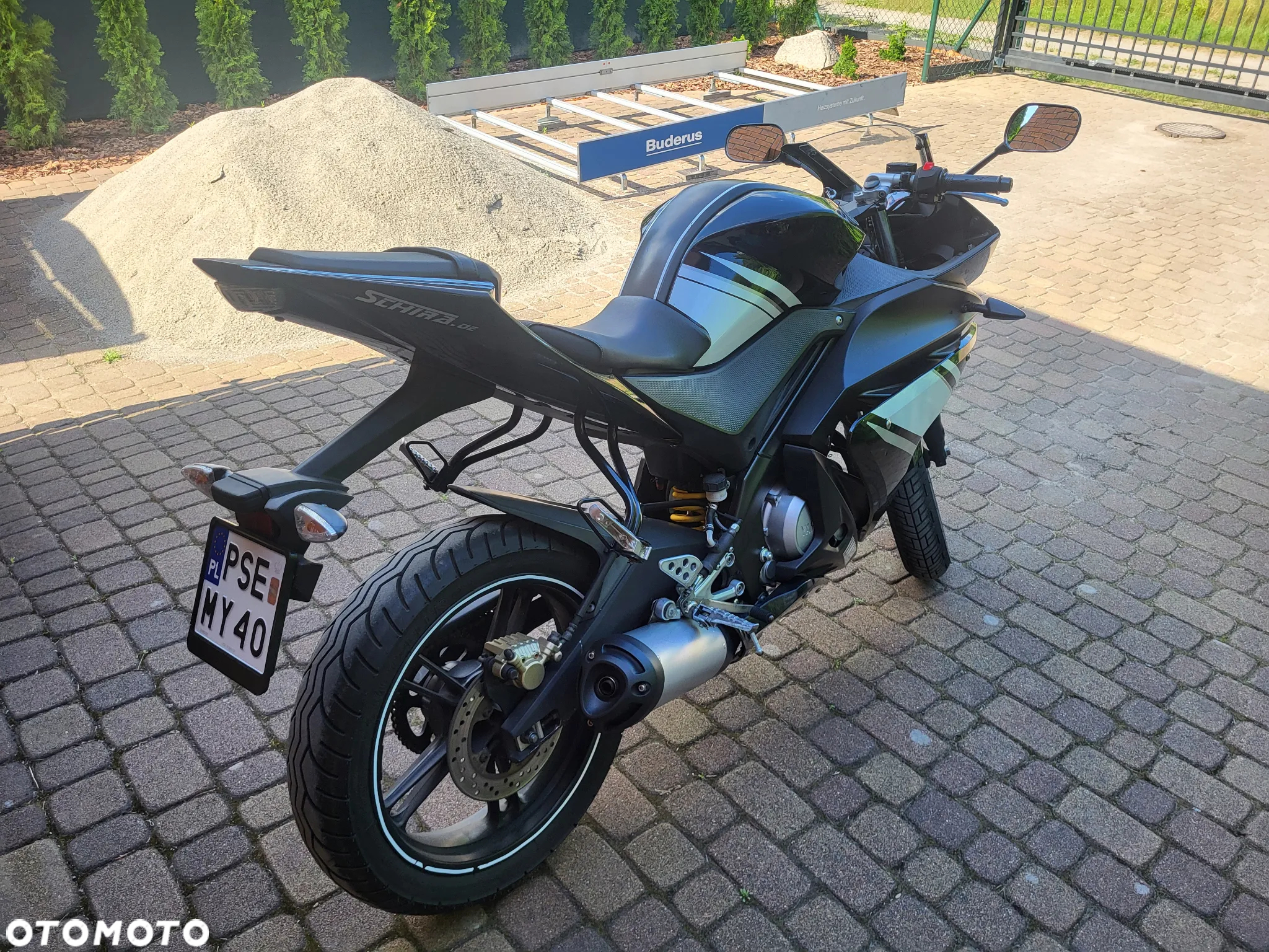 Yamaha YZF - 3
