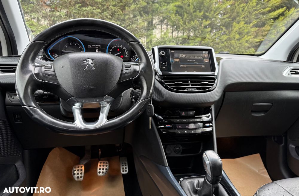 Peugeot 2008 1.6 VTi Allure - 15