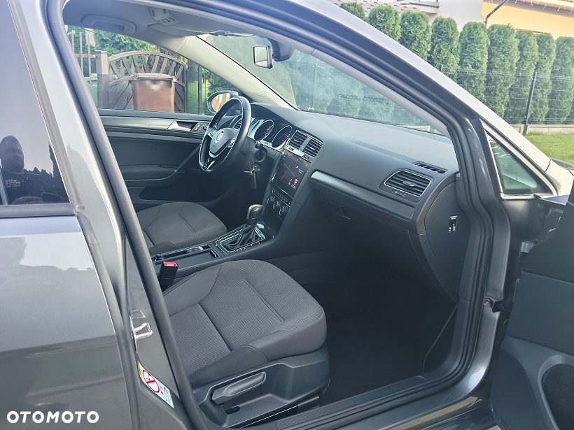 Volkswagen Golf e-Golf - 18