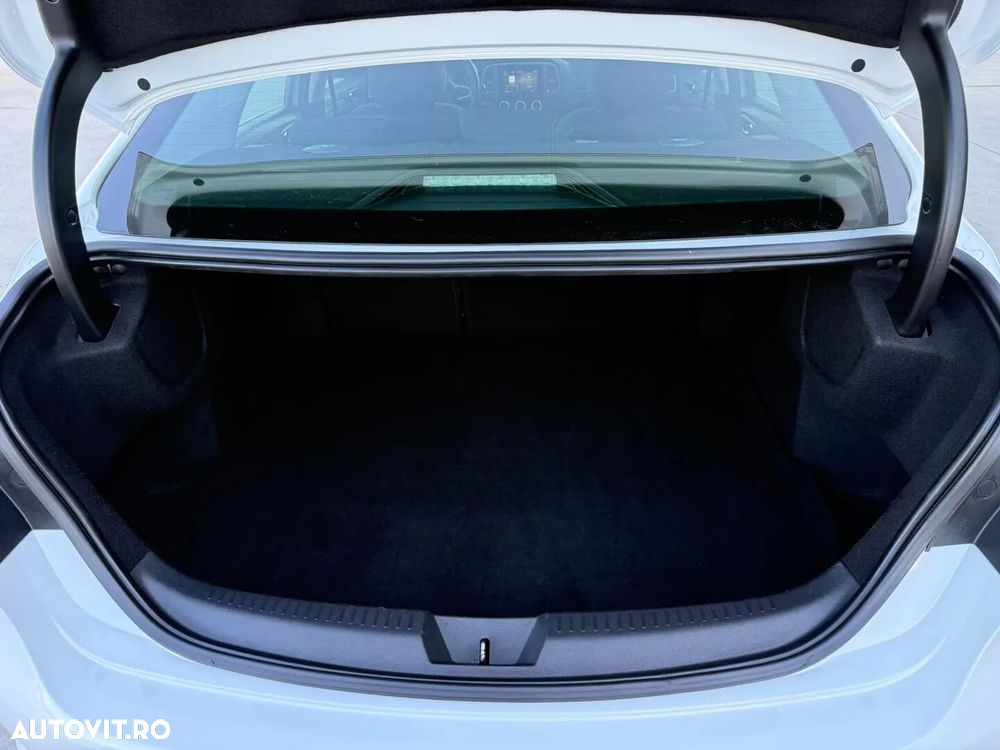 Renault Megane - 12
