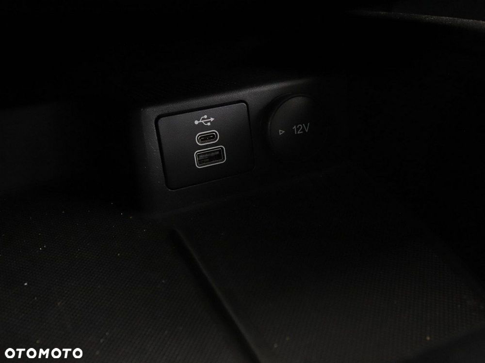 Ford Kuga 1.5 EcoBoost COOL&CONNECT - 28