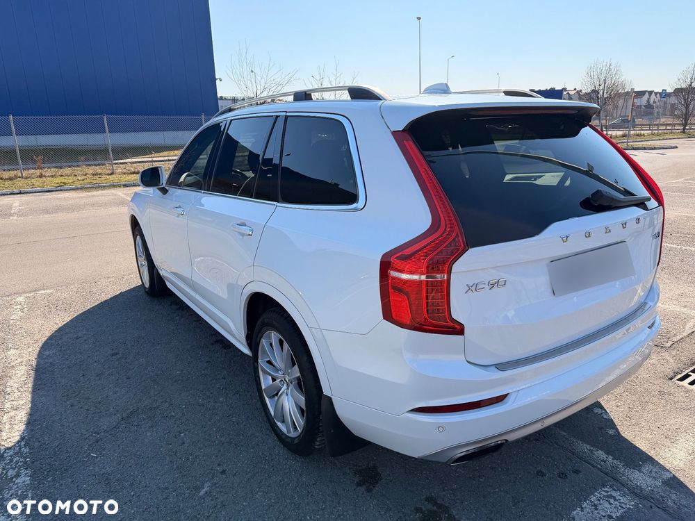 Volvo XC 90 T6 AWD Geartronic Momentum - 4