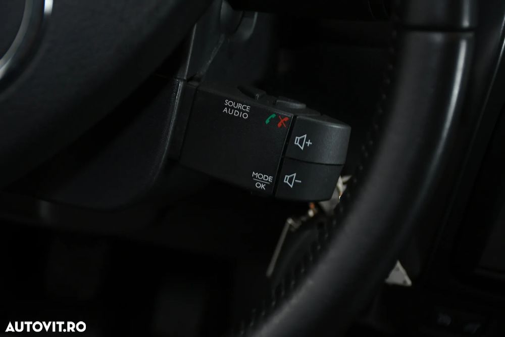 Dacia Duster 1.5 dCi 4x2 Laureate - 19