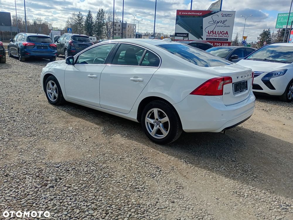 Volvo S60 D3 Geartronic Momentum - 7