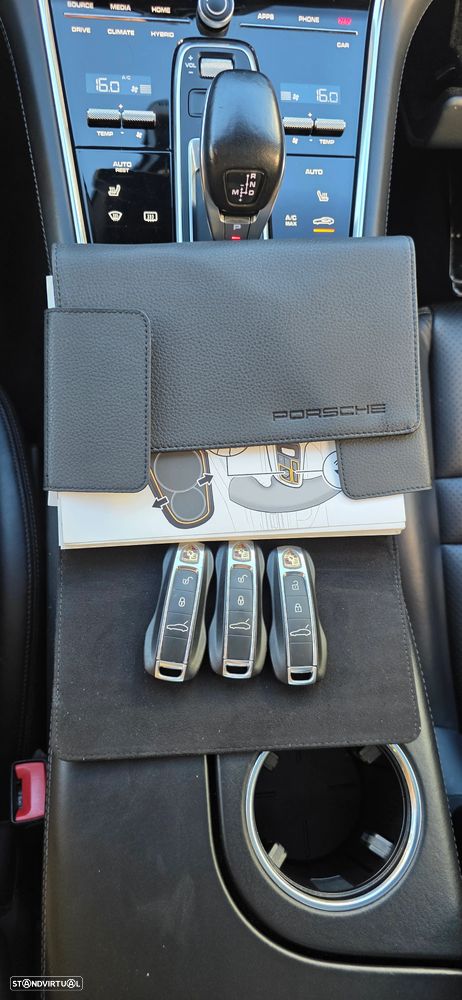 Porsche Panamera 4 E-Hybrid Executive - 25
