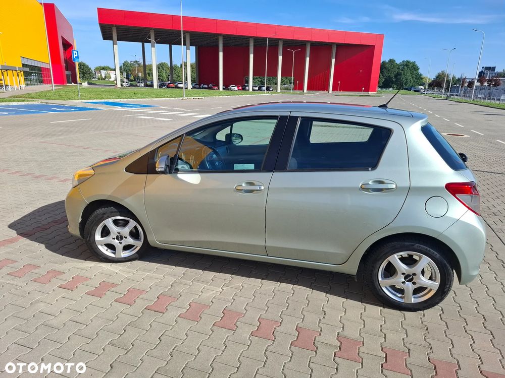 Toyota Yaris 1.33 Prestige - 11