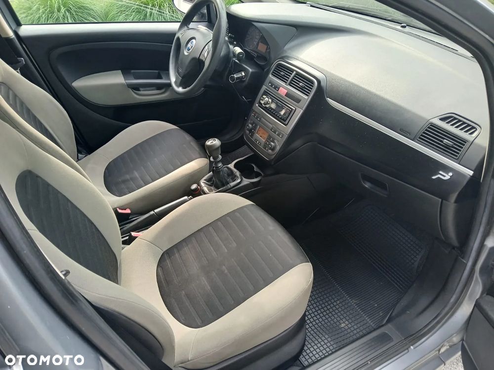 Fiat Grande Punto - 18
