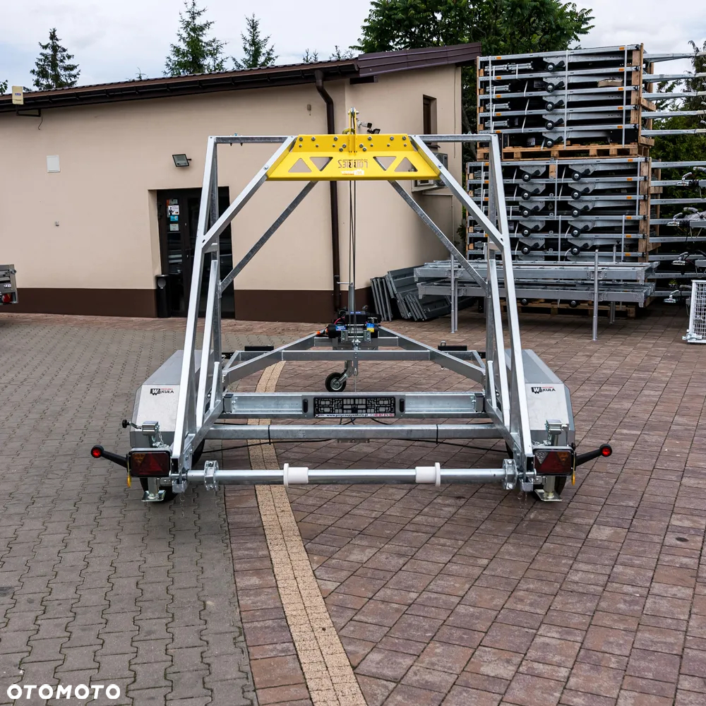 Lorries TPB35-4925 - 4