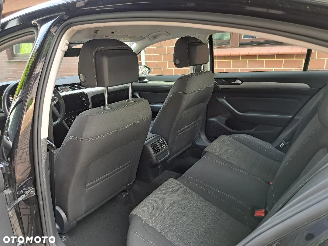 Volkswagen Passat 1.5 TSI EVO Business DSG - 27