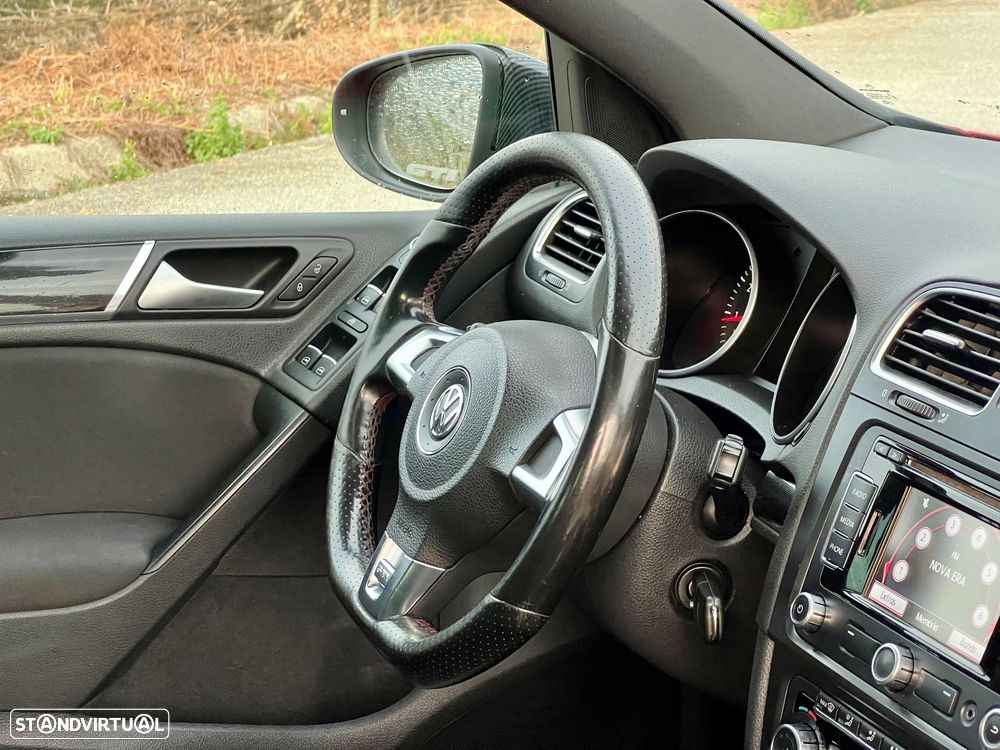 VW Golf 2.0 GTI - 33