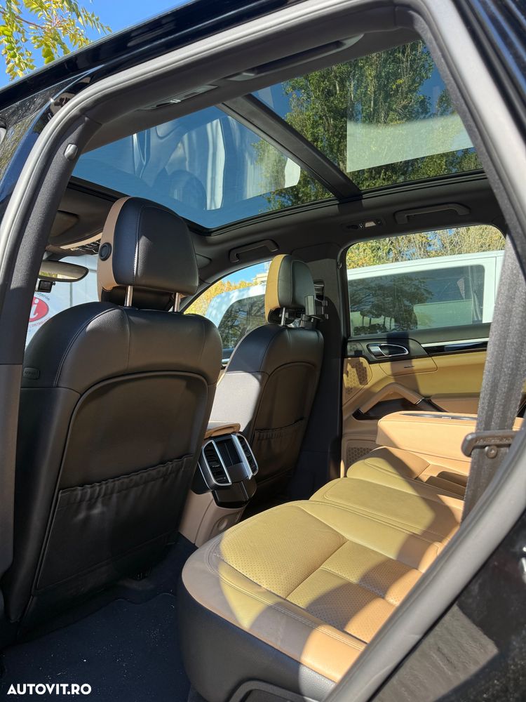 Porsche Cayenne Tiptronic S - 29