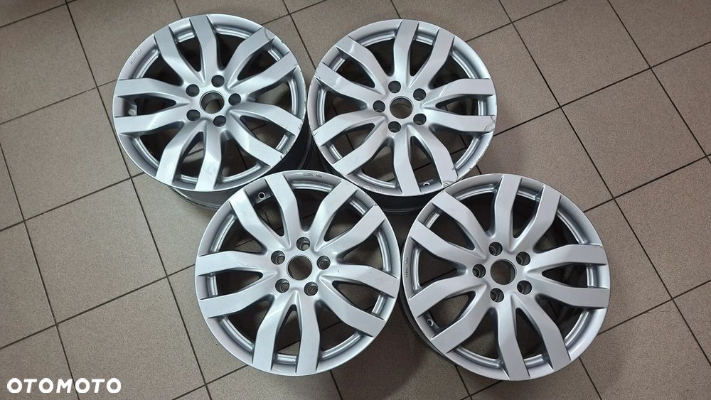 Felgi Aluminiowe 17 Audi A4 B7 5x112 ET 35 CMS C22 - 1