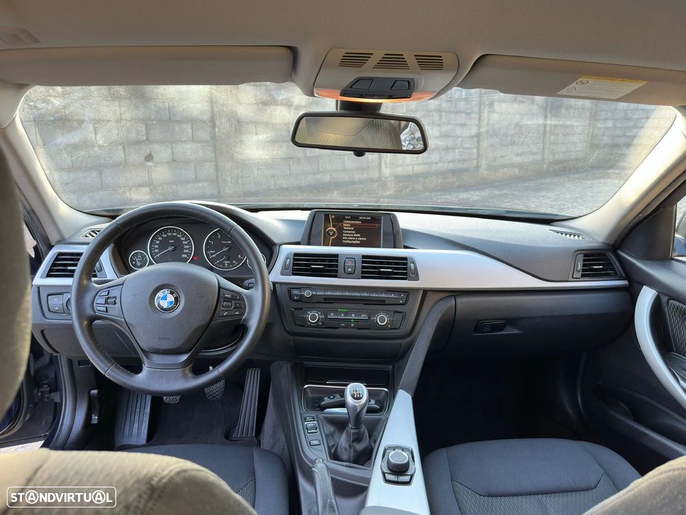BMW 320 d EfficientDynamics Line Modern - 17