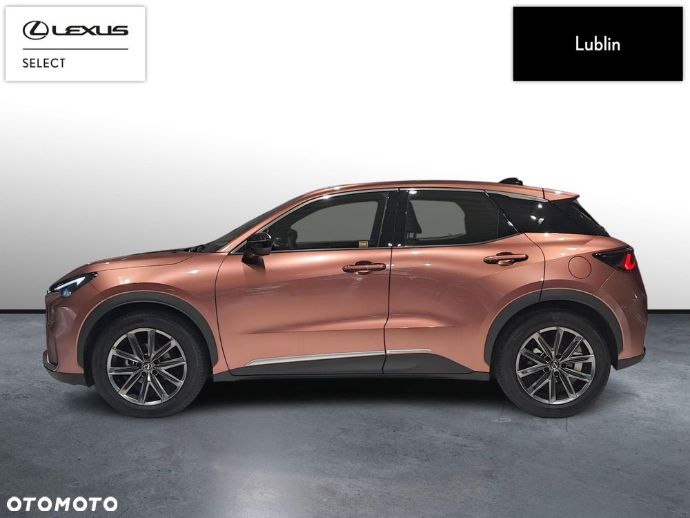 Lexus LBX - 2