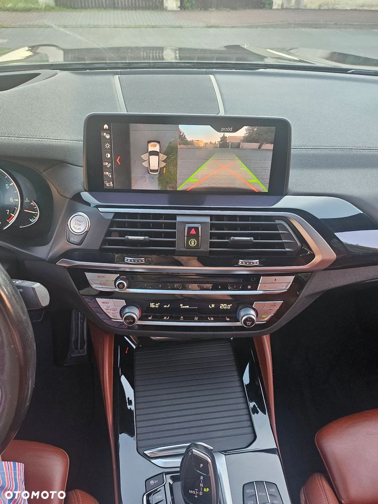 BMW X4 - 11