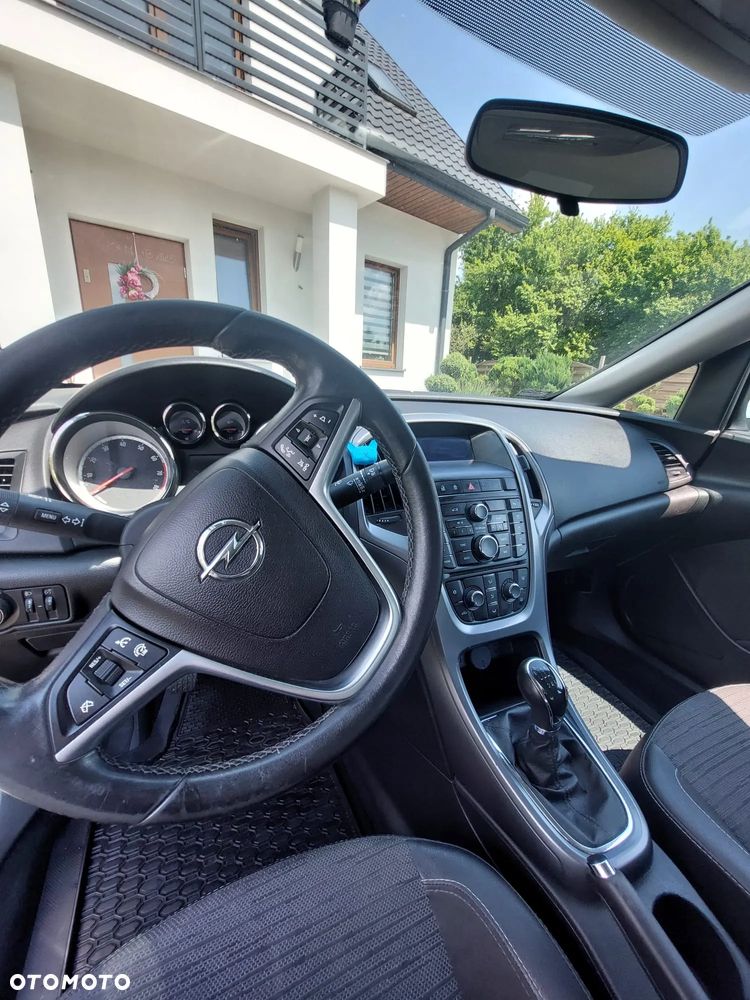 Opel Astra 1.4 T Active EU6 - 17