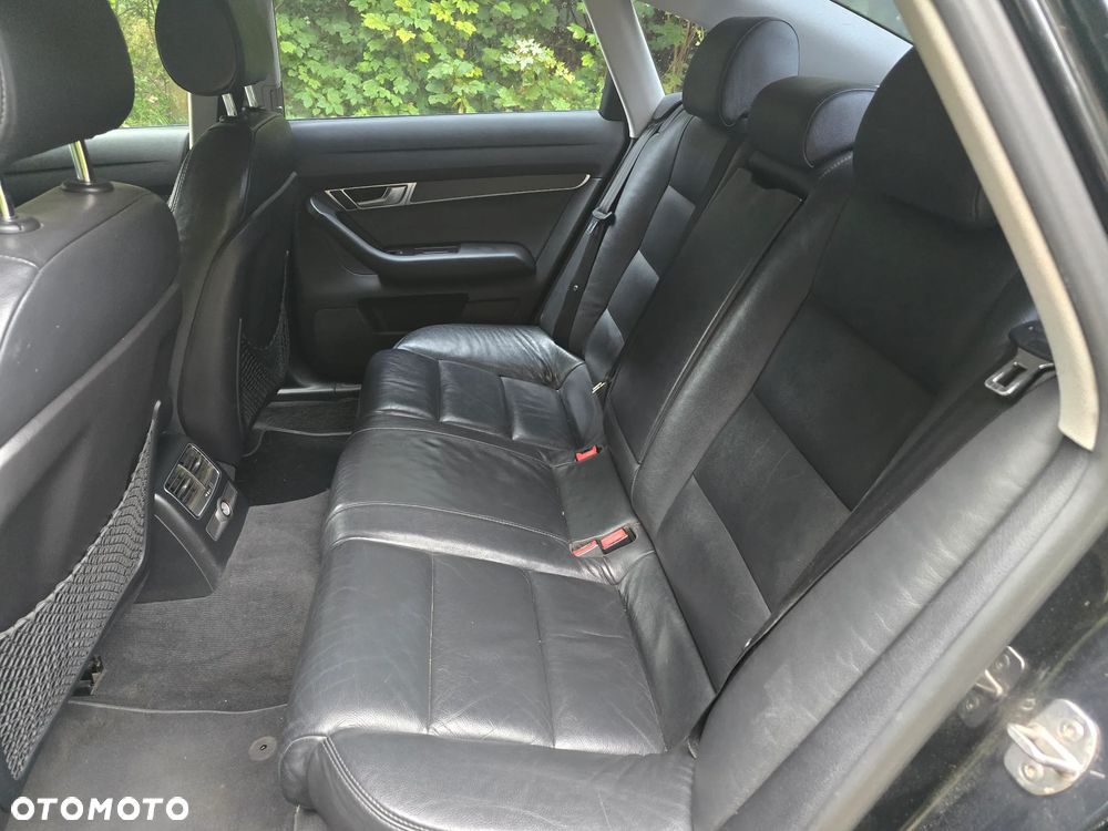 Audi A6 Limousine 2.4 - 18