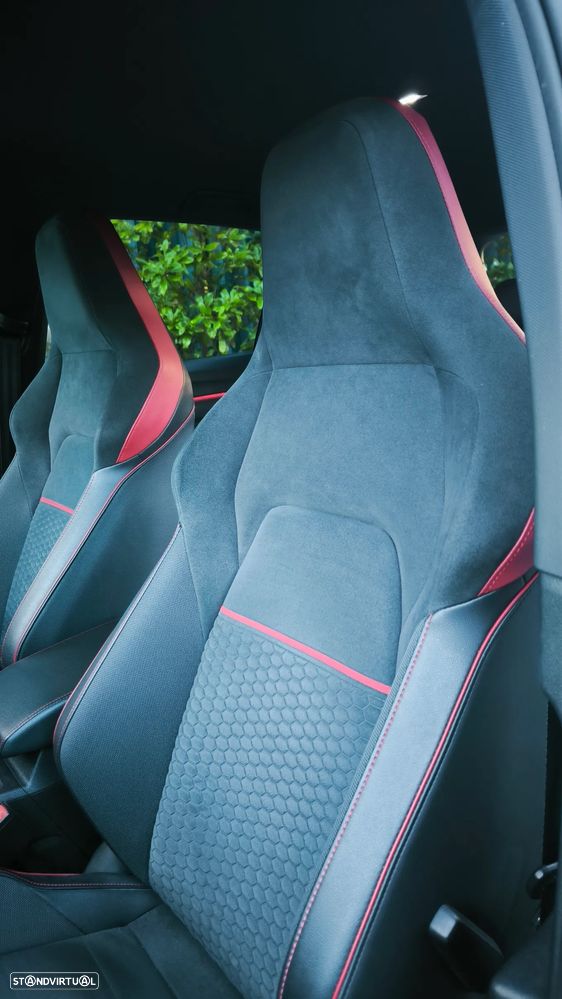 VW Golf 2.0 TSI OPF DSG GTI Clubsport - 10