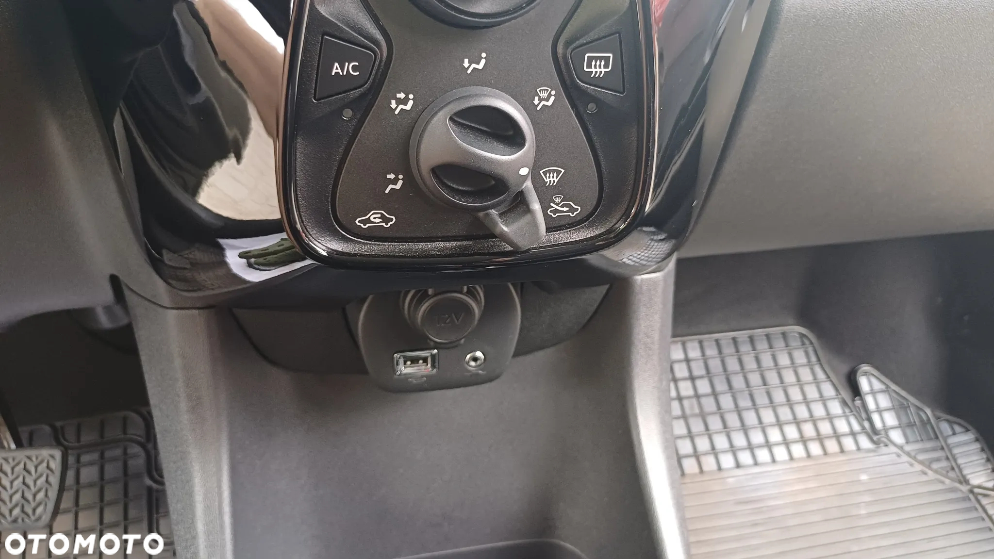 Citroën C1 1.0 VTi GPF Live - 16
