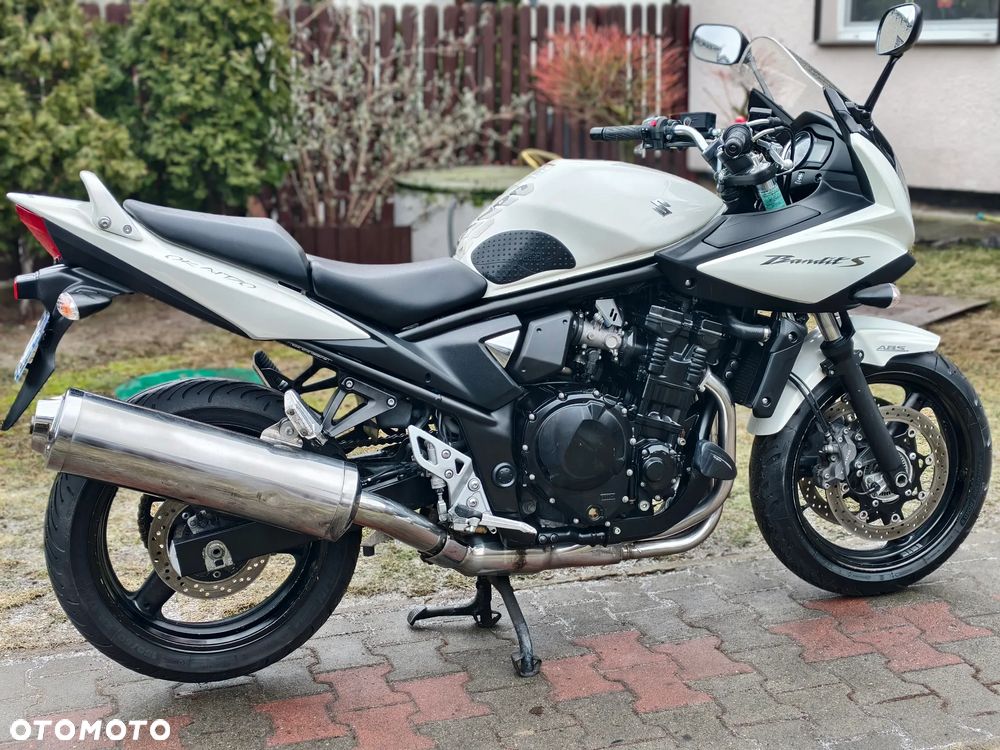 Suzuki GSX - 5