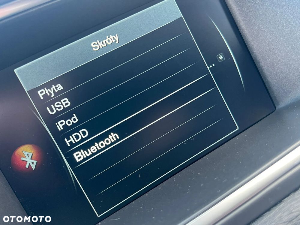 Volvo V40 Cross Country D3 Drive-E Base - 27